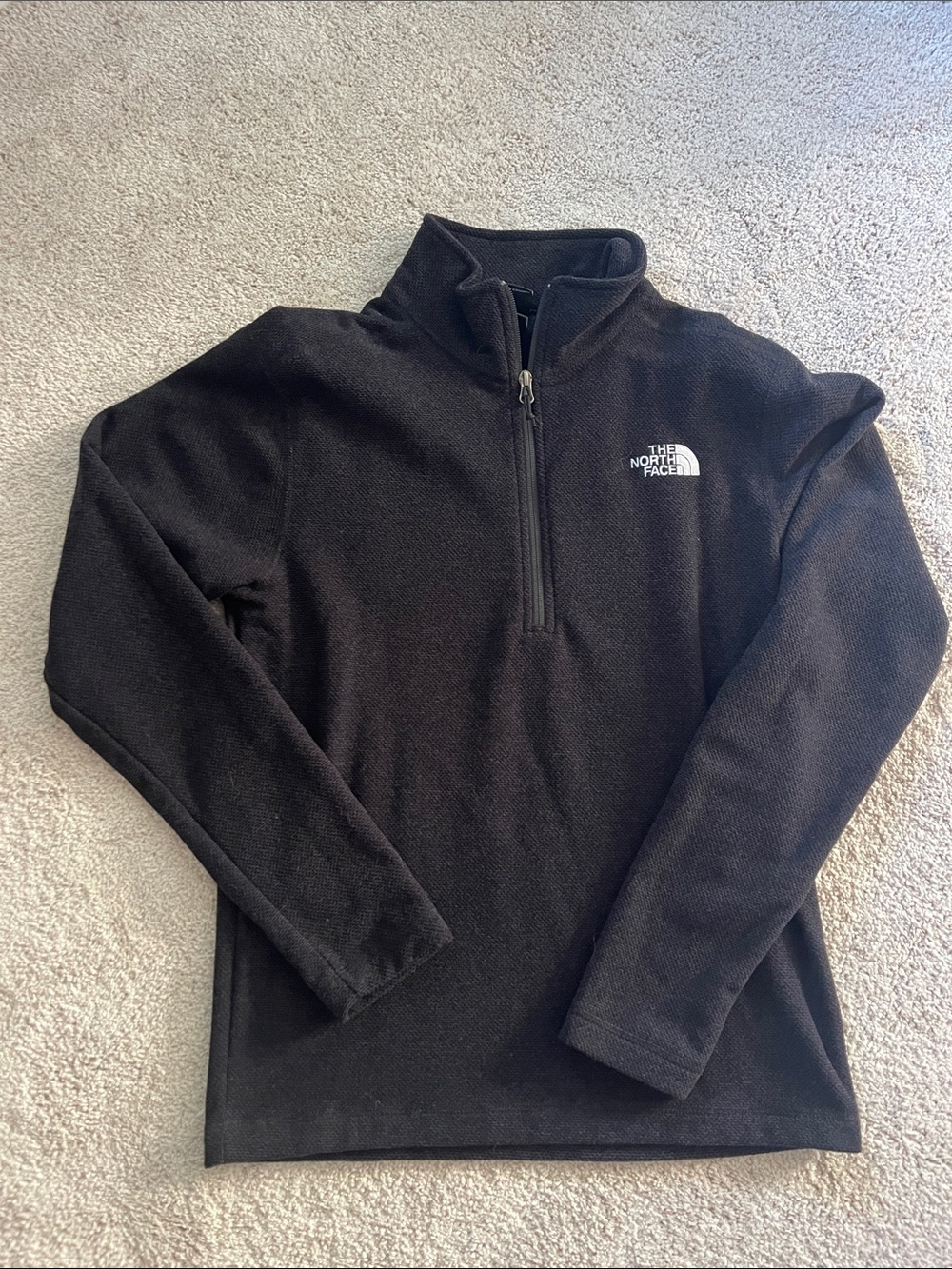 The North Face Men’s Black Half-Zip Fleece Pullover